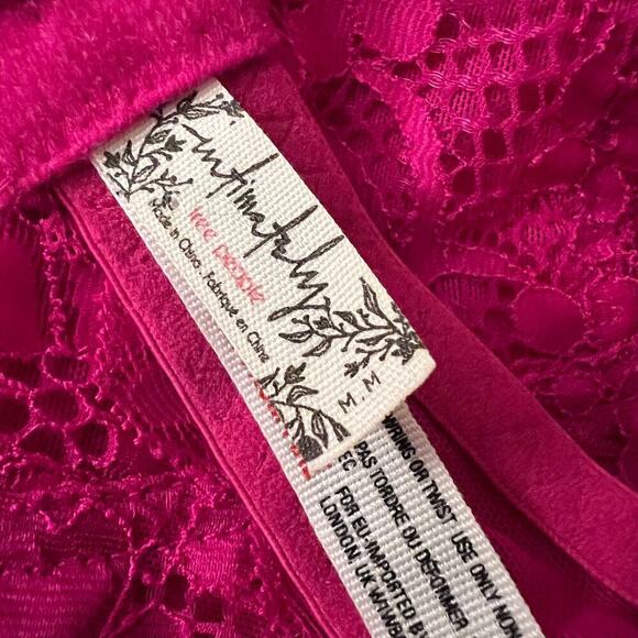 Intimately Free People NEW Pink Lace Halter Bralette Womens M Softbra Fairykei - Picture 8 of 11